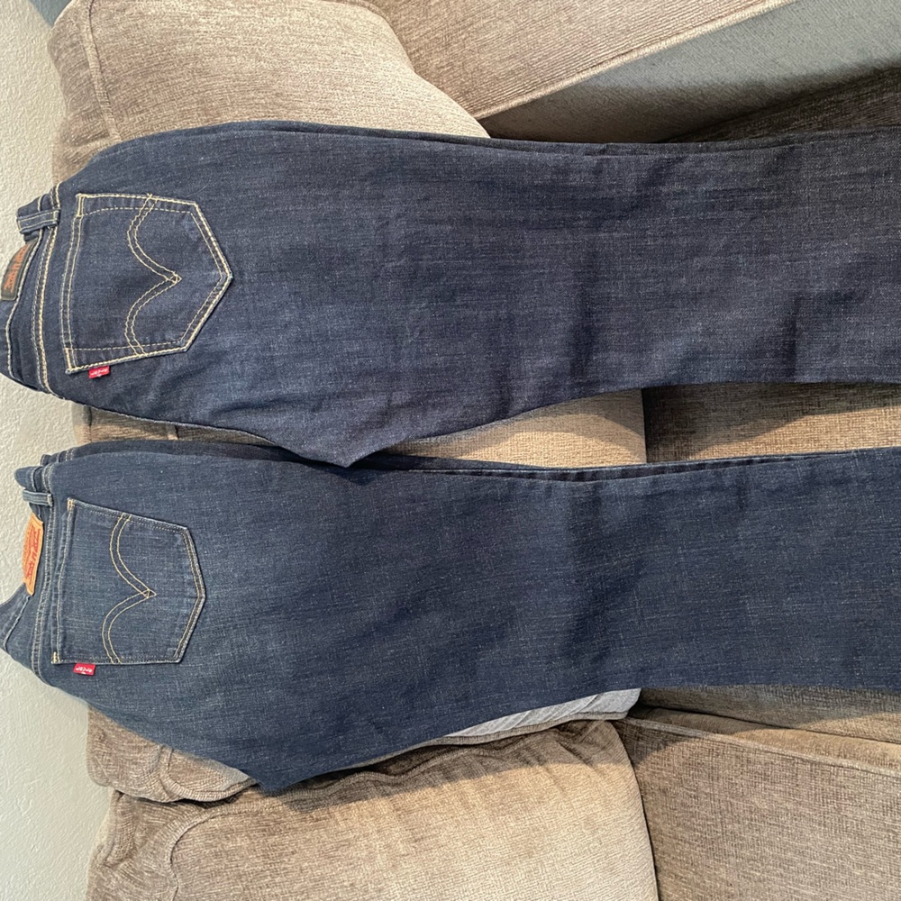 Two Levi’s bootcut jeans